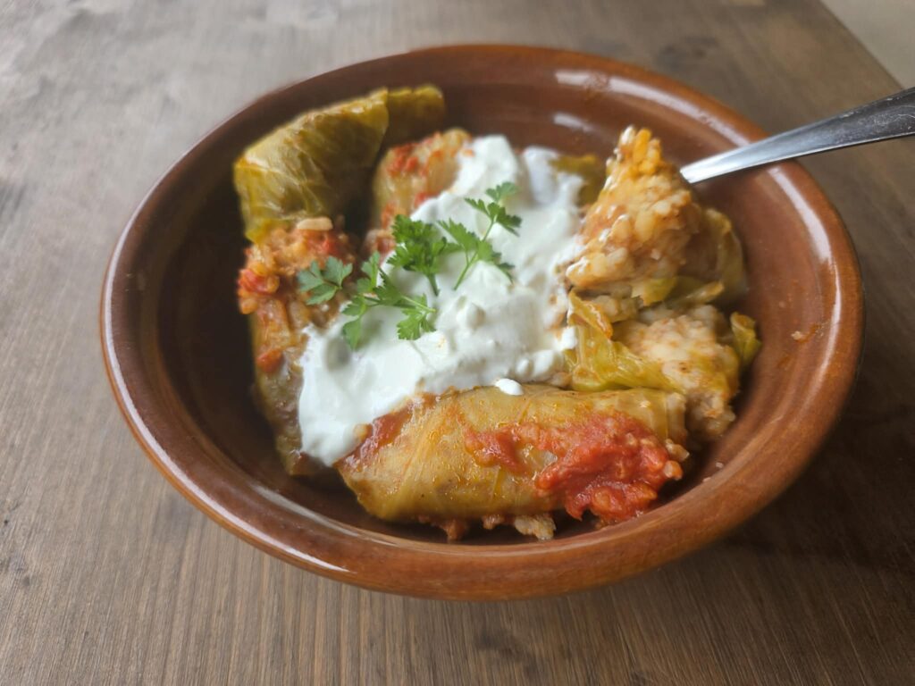 szabolcsi töltött káposzta paradicsomos lében